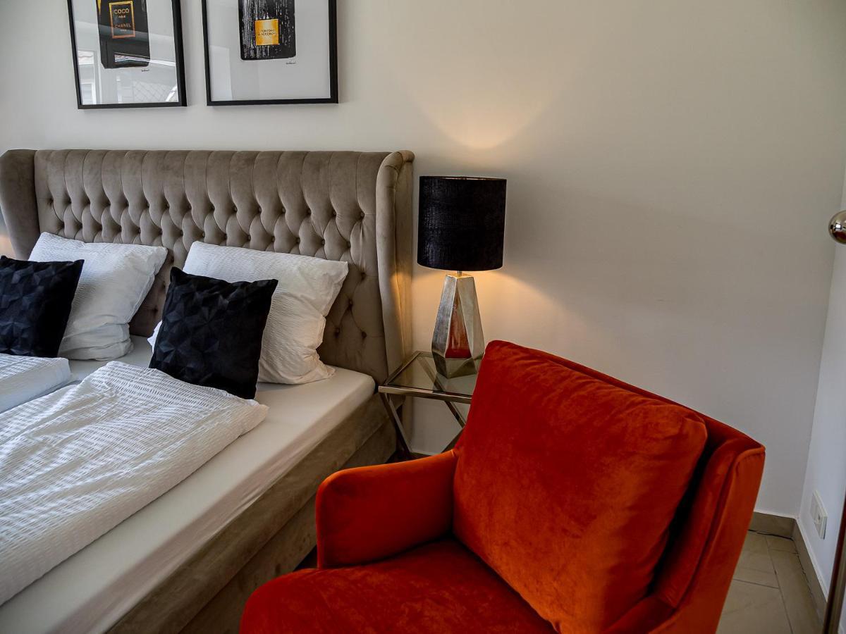 City Apartments By Junik Apartments Krefeld Bagian luar foto