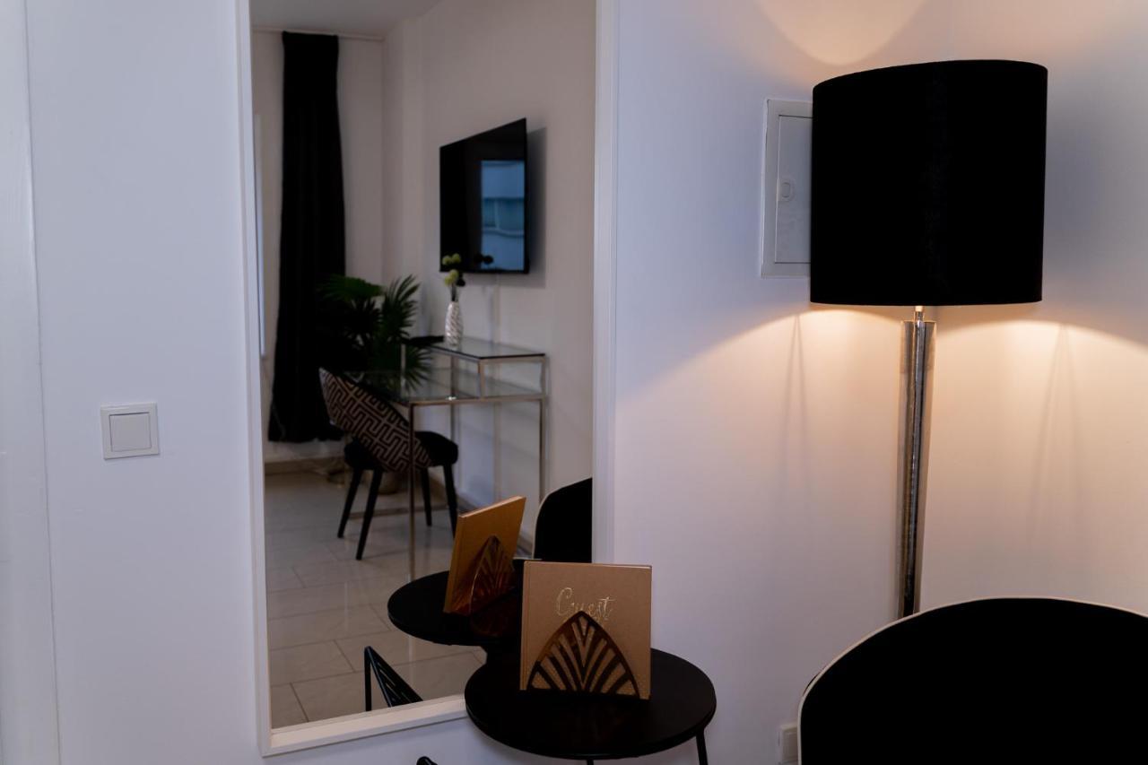City Apartments By Junik Apartments Krefeld Bagian luar foto