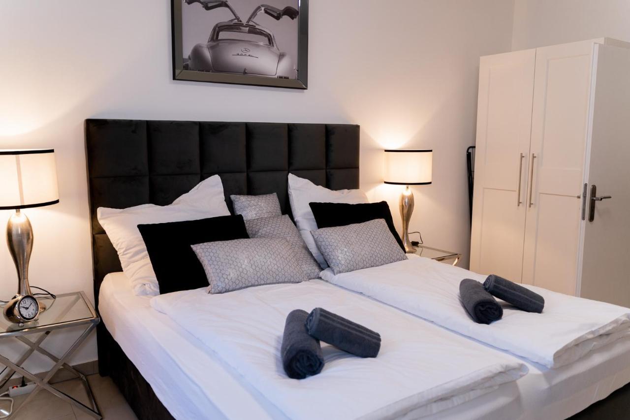 City Apartments By Junik Apartments Krefeld Bagian luar foto